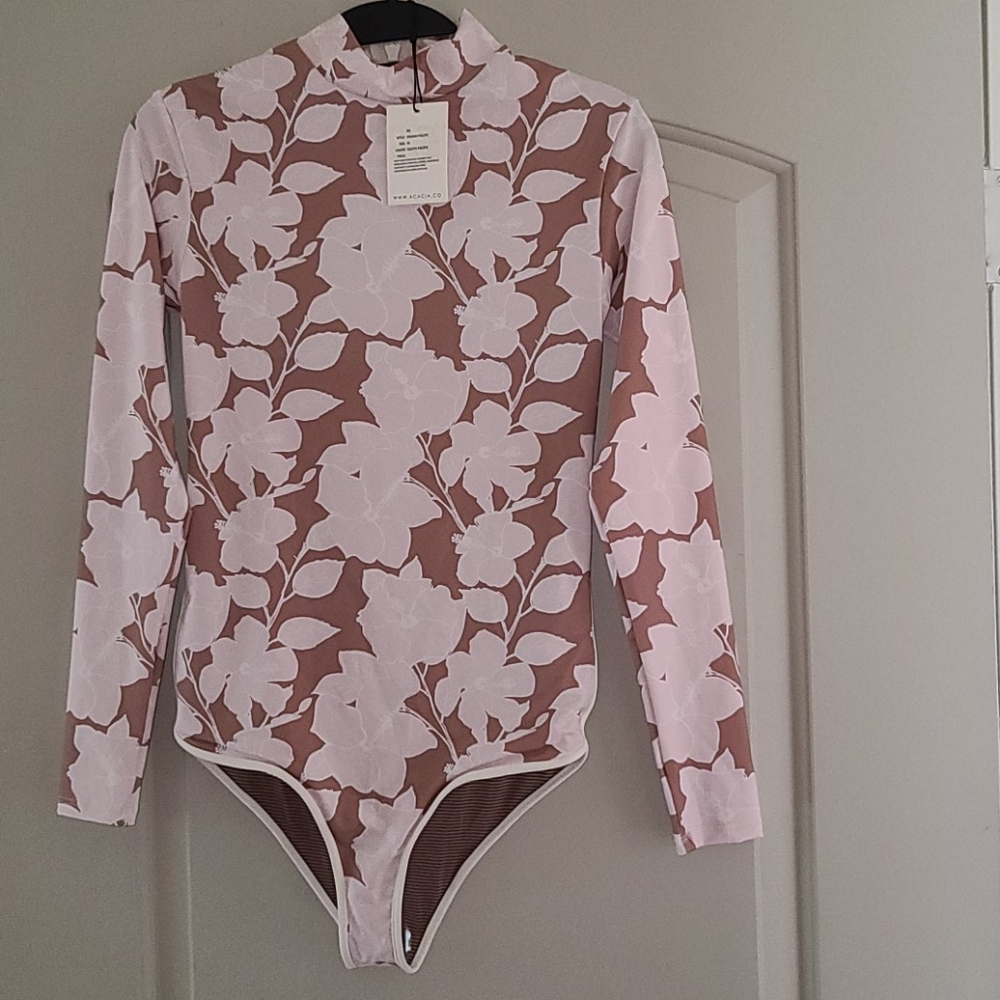 New acacia south pacific ehukai rashguard onepiece - Picture 2 of 9